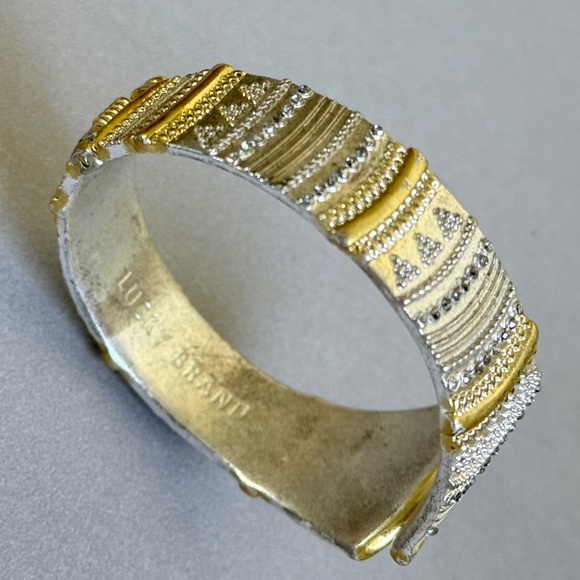 VINTAGE LUCKY BRAND Bracelet Cuff Hinge Clamp Silver Gold Rhinestones Boho (6) - Picture 2 of 7